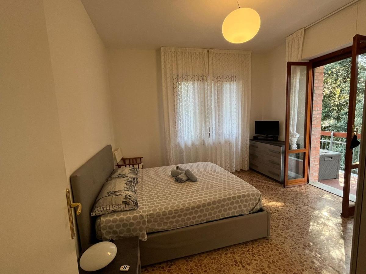 Casa Alexander Daire Marina di Massa Dış mekan fotoğraf