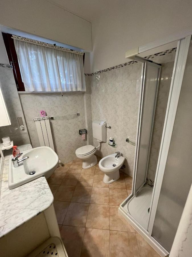 Casa Alexander Daire Marina di Massa Dış mekan fotoğraf
